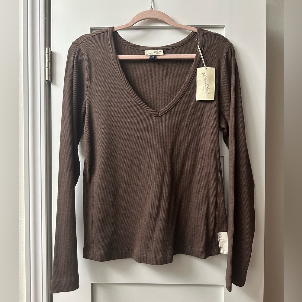 Universal Thread Brown Ribbed Long Sleeve V-Neck Top